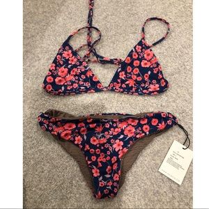 Acacia Poppy Set